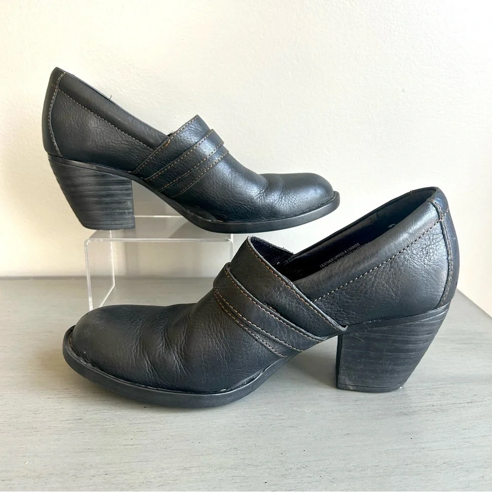 Born Leather Ankle Block Heel Slip On Boots Booties Women Sz 9 Black Strap Moto